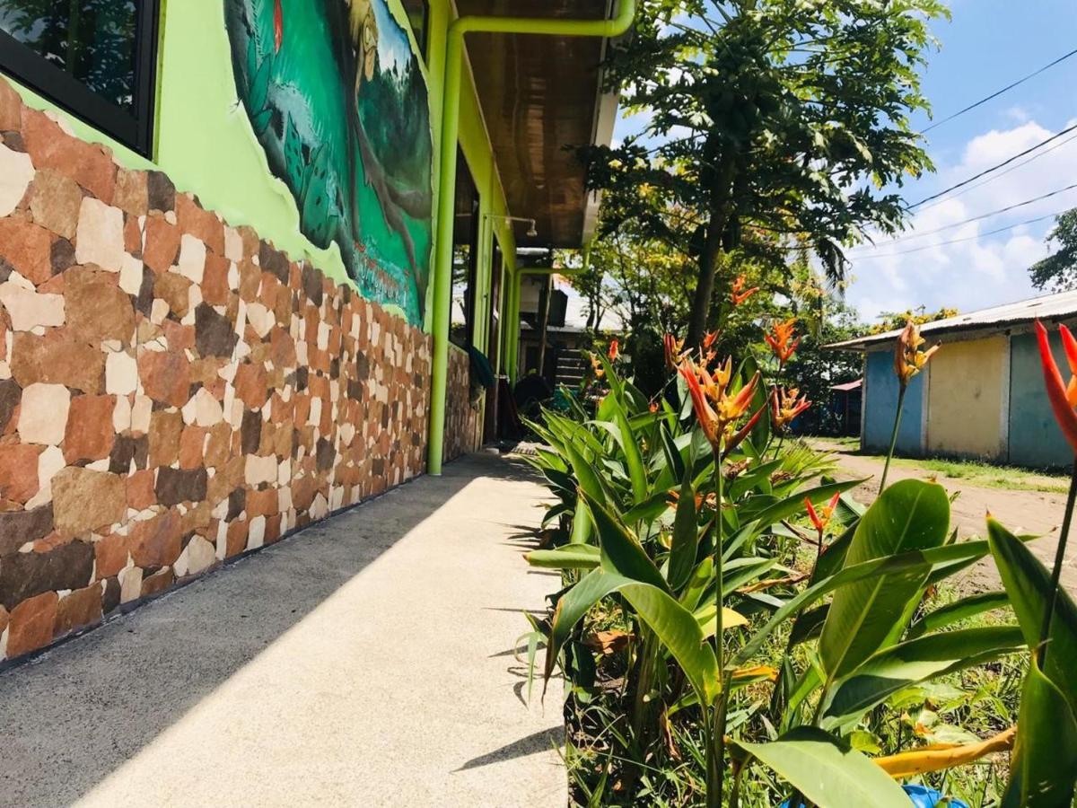 Hostel Tortuguero 7Backpackers Dış mekan fotoğraf