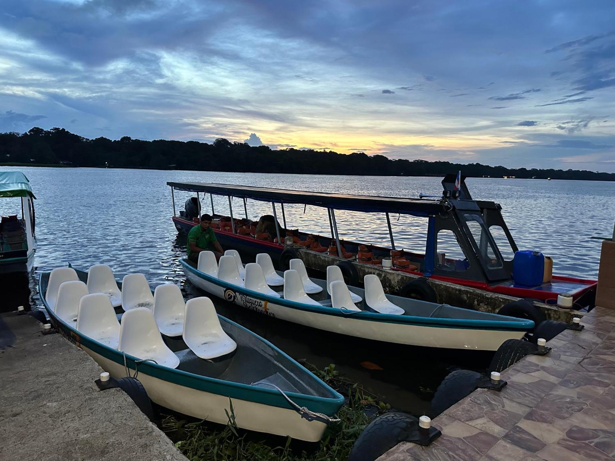 Hostel Tortuguero 7Backpackers Dış mekan fotoğraf